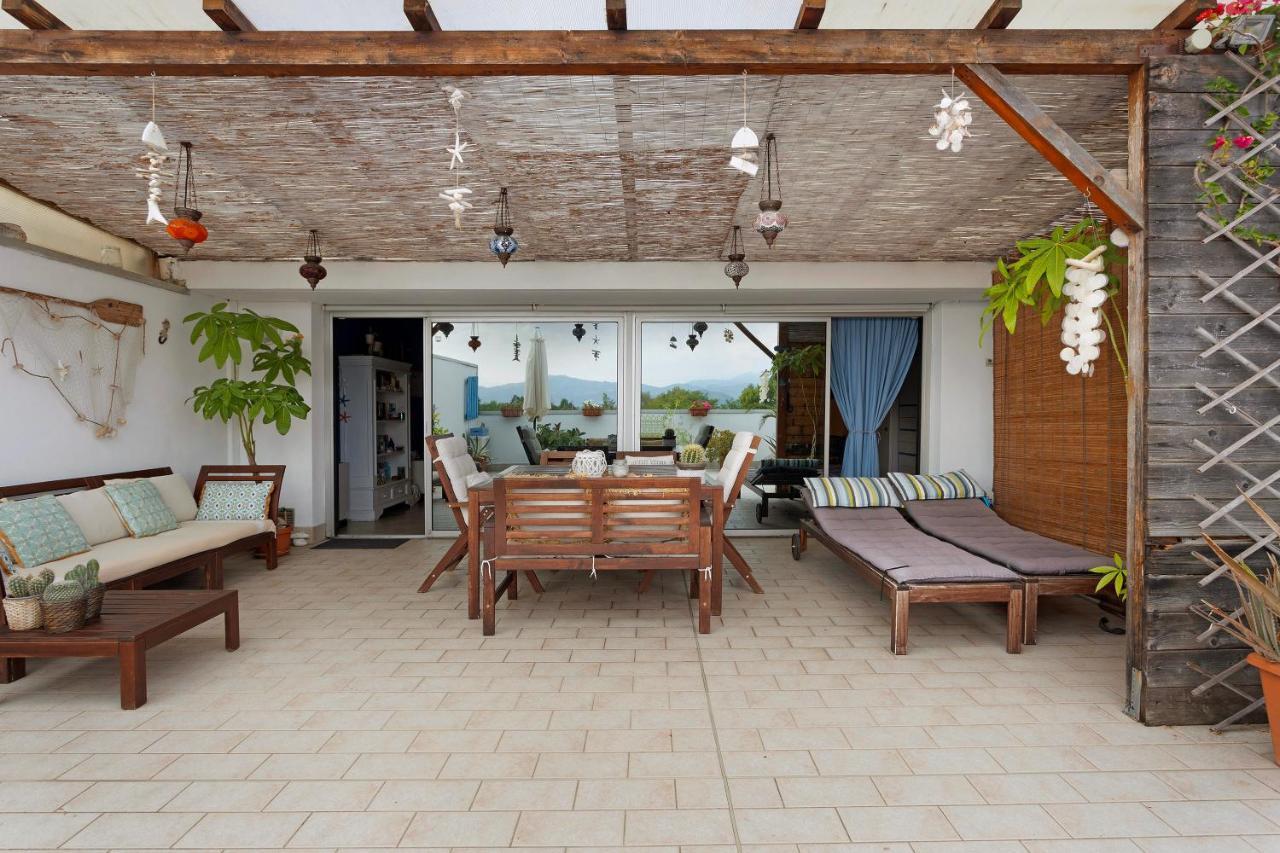 Апартаменти Attico Con Terrazza A В'яреджо Екстер'єр фото